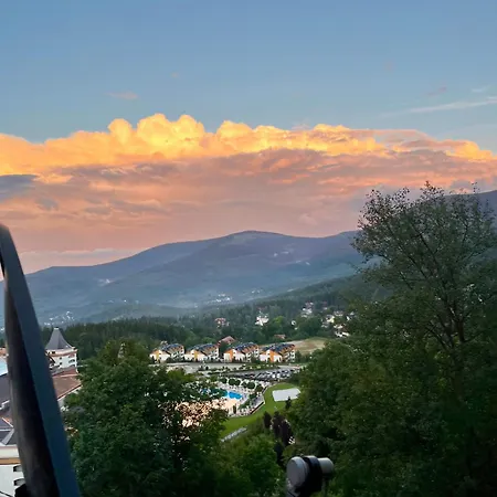 Weranda Sniezka Klimatyczne Mieszkanie Z Widokiem Na Sniezke 10 Minut Do Wyciagow I Swiatyni Wang, Parking W Cenie *