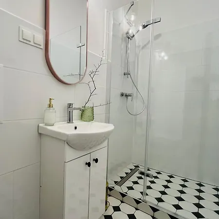 Weranda Sniezka Klimatyczne Mieszkanie Z Widokiem Na Sniezke 10 Minut Do Wyciagow I Swiatyni Wang, Parking W Cenie * Karpacz