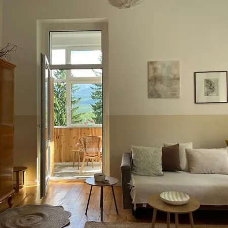 Apartment Weranda Sniezka Klimatyczne Mieszkanie Z Widokiem Na Sniezke 10 Minut Do Wyciagow I Swiatyni Wang, Parking W Cenie