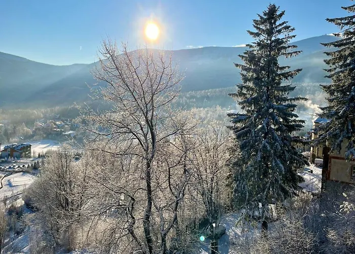 Weranda Sniezka Klimatyczne Mieszkanie Z Widokiem Na Sniezke 10 Minut Do Wyciagow I Swiatyni Wang, Parking W Cenie Карпач