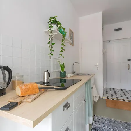 Apartment Weranda Sniezka Widok Na Sniezke Bezplatny Parking 10 Minut Do Swiatyni Wang Szlakow I Wyciagow Karpacz