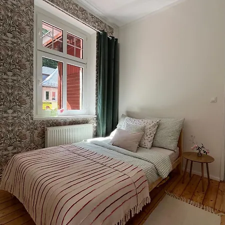 アパート Weranda Sniezka Klimatyczne Mieszkanie Z Widokiem Na Sniezke 10 Minut Do Wyciagow I Swiatyni Wang, Parking W Cenie