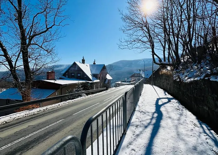 Apartament Weranda śnieżka Klimatyczne Mieszkanie Z Widokiem Na śnieżkę 10 Minut Do świątyni Wang I Wycigów Karpacz