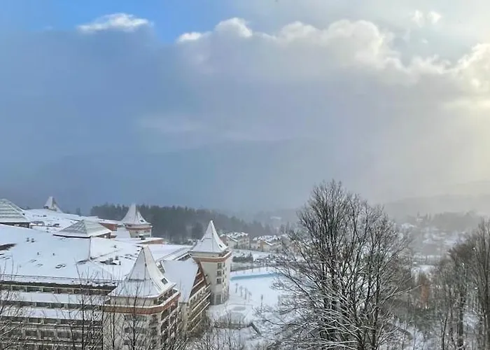 Weranda śnieżka Klimatyczne Mieszkanie Z Widokiem Na śnieżkę 10 Minut Do świątyni Wang I Wycigów Apartamento